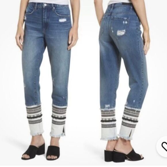 BLANKNYC Miss Molly Jeans Women's Size 27 Blue High Rise Tapered Raw Frayed Hem - Picture 1 of 12